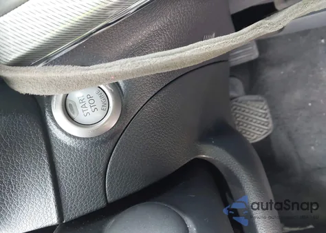 2013 Nissan Sentra Sr z USA, uszkodzony, nr VIN 3N1AB7AP0DL642135